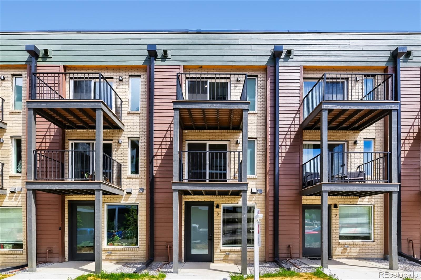 1652 N Lafayette Street Unit# 2