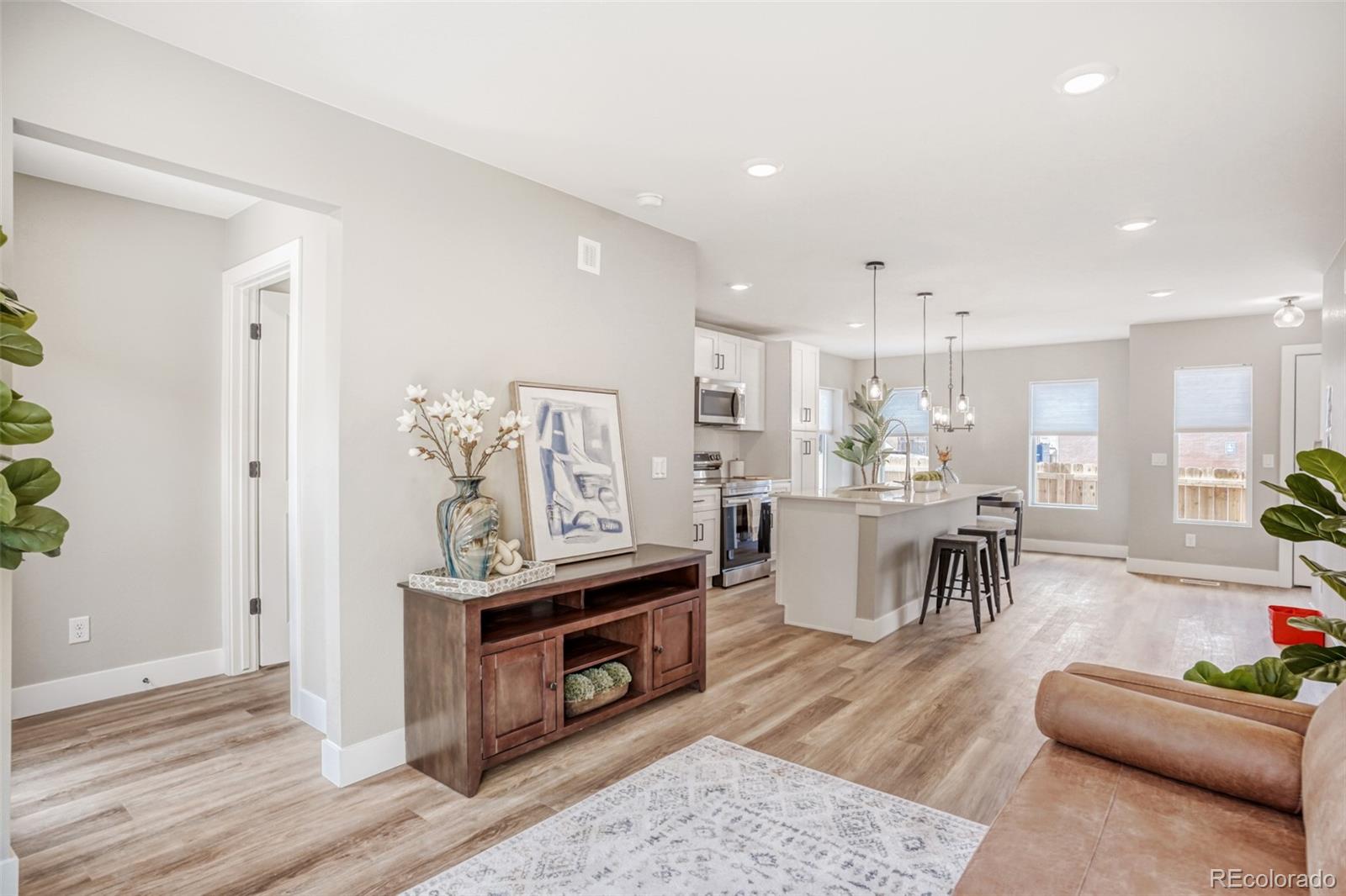 3784 Fenton Street