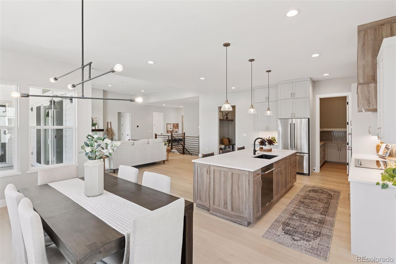 953 William Way